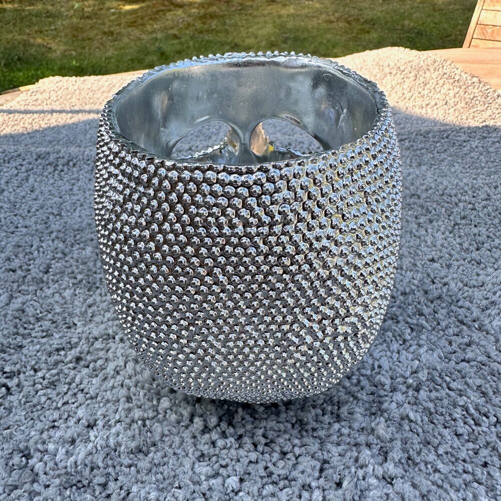 Skull Silver Textured Metallic Makeup Brush Pencil Holder Halloween Spooky Eyes - Picture 5 of 16